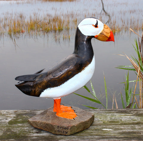 Horned Puffin Carving by Lance Lichtensteiger